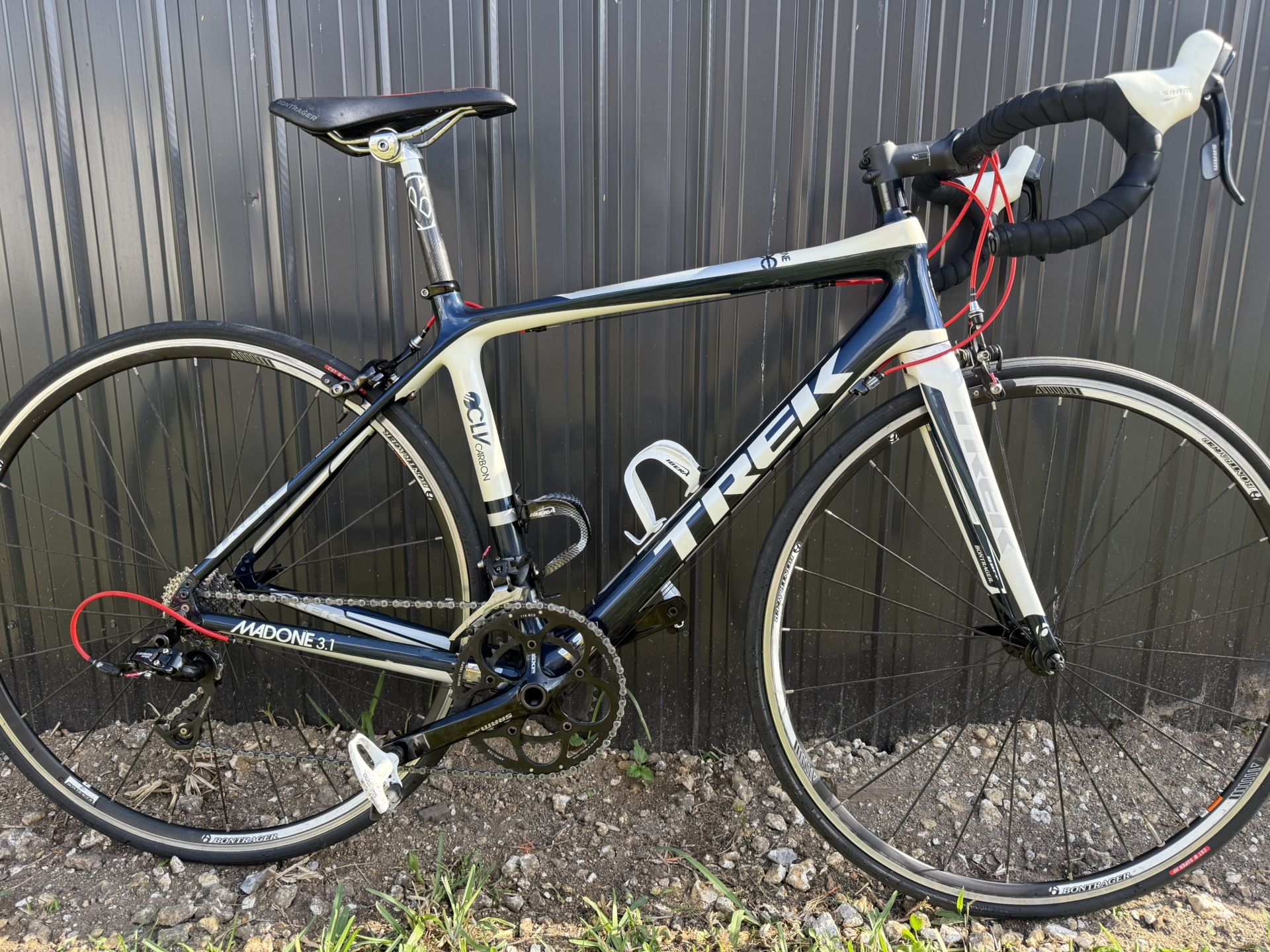 TREK Madone Carbon Fiber Road Bike 🇺🇸