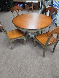 Pier 1 dining table set