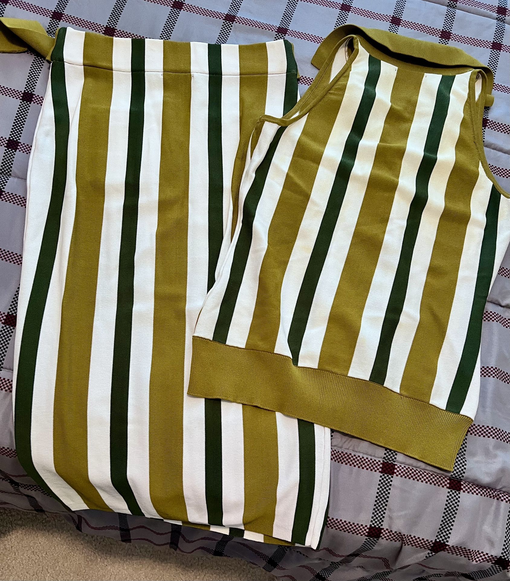 2 PC 7th AVE. PENCIL SKIRT SET!!