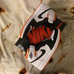 Air Jordan 1 Retro High OG ‘electro 