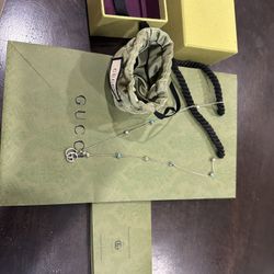 Gucci GG Marmont mother-of-pearl necklace 