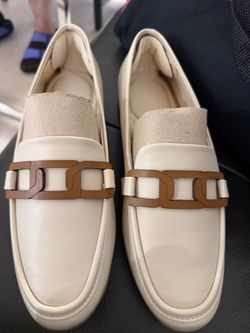 Woman shoes