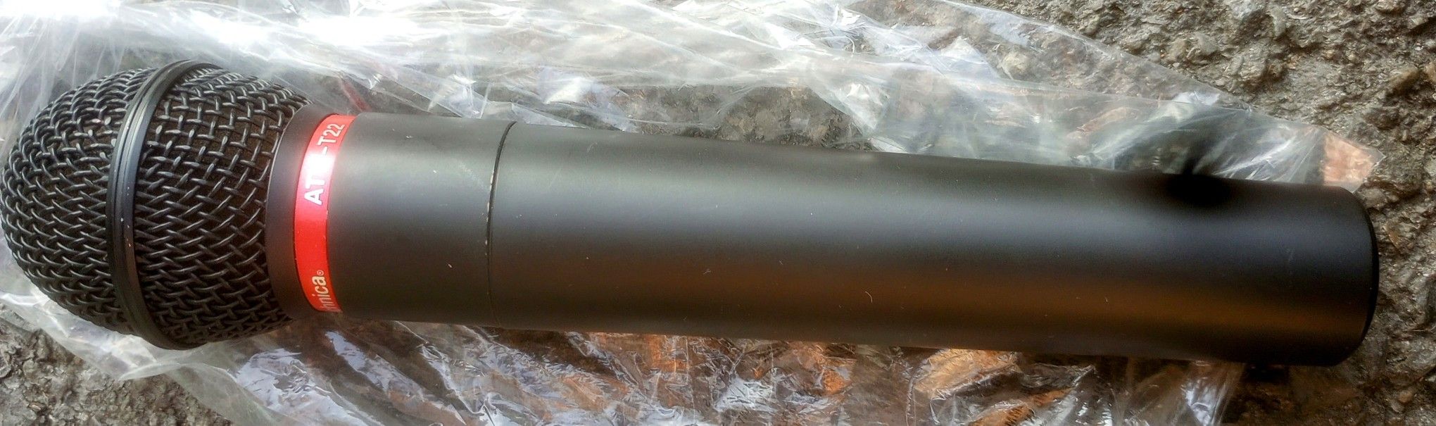 Audio-Technica ATW-T22 Handheld Microphone And Transmitter
