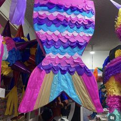 Mermaid Piñata 