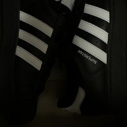 adidas black superstars size 6 1/2