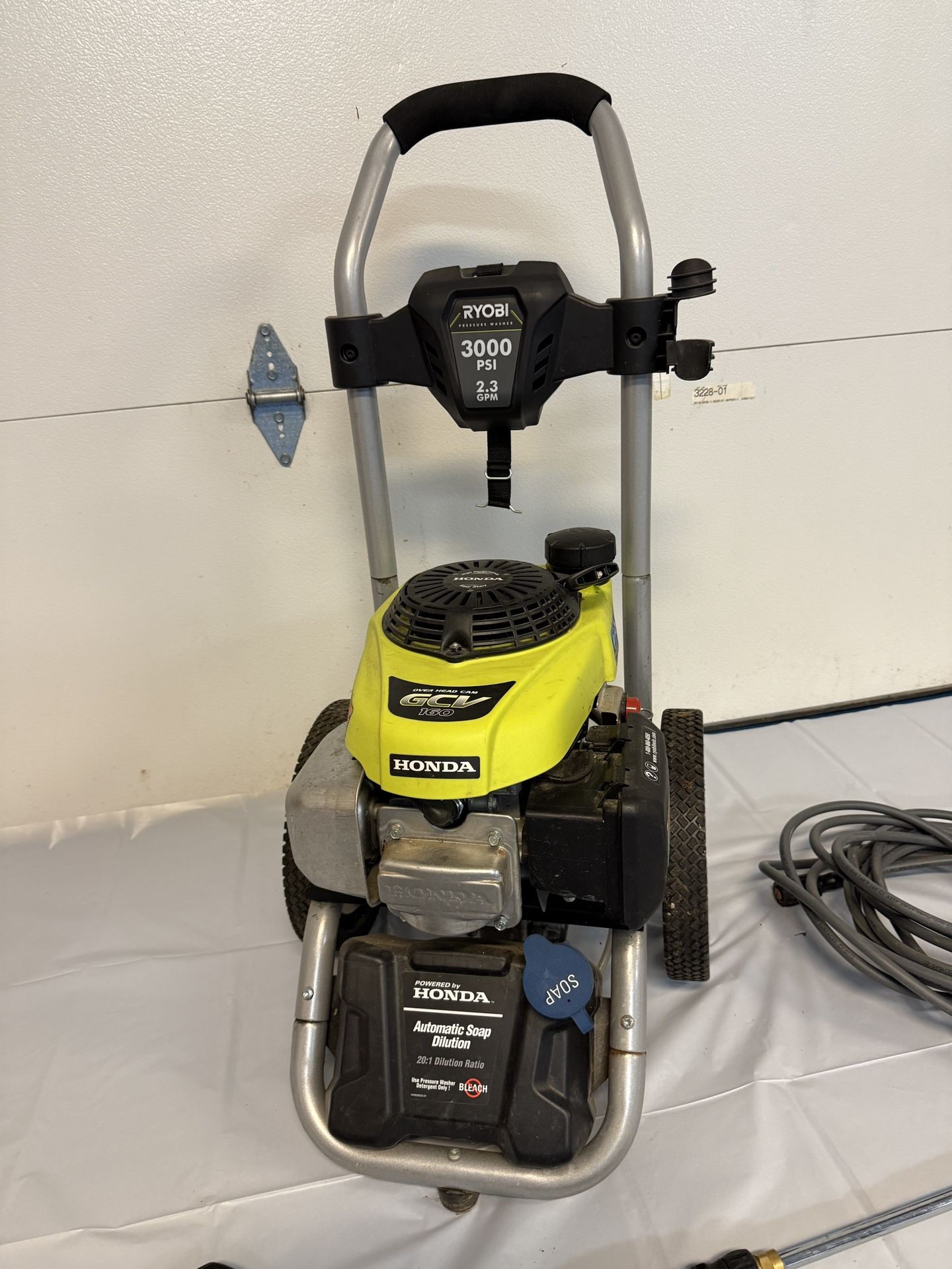 Ryobi 3000 PSI 2.3 GPM Honda Gas Pressure Washer
