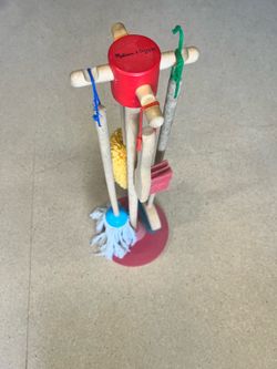 Melissa and Doug Cleaning Set