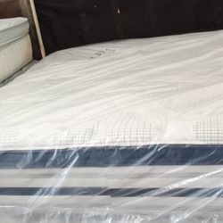 King Size Mattress (Colchón King Size)