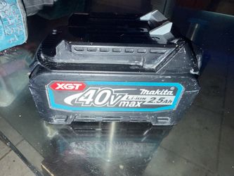Makita XGT 40V Max 2.5Ah Li-Ion Battery