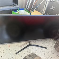 Samsung 34” Curved Ultra-Wide Monitor – Excellent Conditio