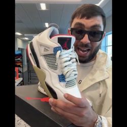 What The 4’s Size 10