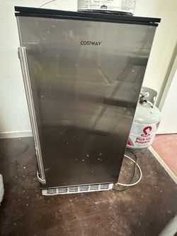 Ice maker