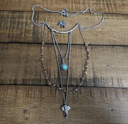 costume jewelry elephant themed necklace and charm