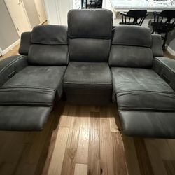 Reclining Sofa With Electrical USB Outlets!