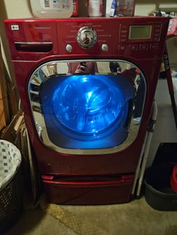 LG SteamWasher Front Load Washer w/ Matching Pedestal – Parts or Repair – $100 OBO