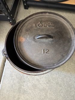 Lodge Cast Iron 12 Inch Camp Dutch Oven