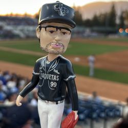 2025 Mariachi Joe Kelly Chaquetas Quakes Bobblehead