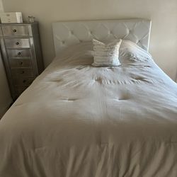 WHTE FULL BED 