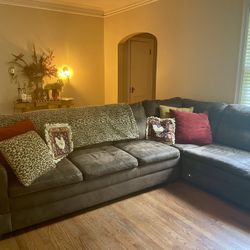 Brown Sectional 