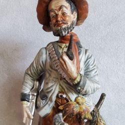 Capodimonte-style Figurines