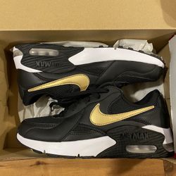 Nike Air Max Excee Women Size 9
