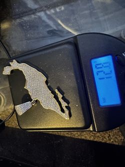 Diamond pendant