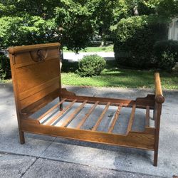 Antique Bed (Full) & Antique Potty