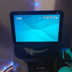 Echo Show 8