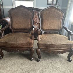 Sillas Color Madera ( D Ashly Furniture) 