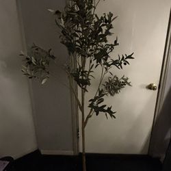 Decorative Fake Tree (6ft)