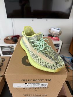 Yeezy 350 V2