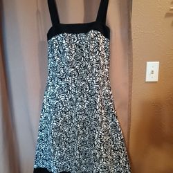 Beautiful Black And White Sundress Calf Length  Size 14