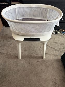 MamaRoo Sleep Bassinet 4moms