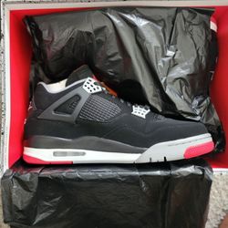 Air Jordan 4 Retro