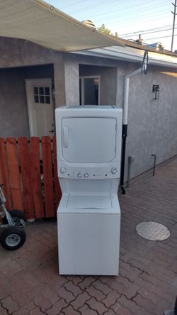 Stackable washer gas dryer