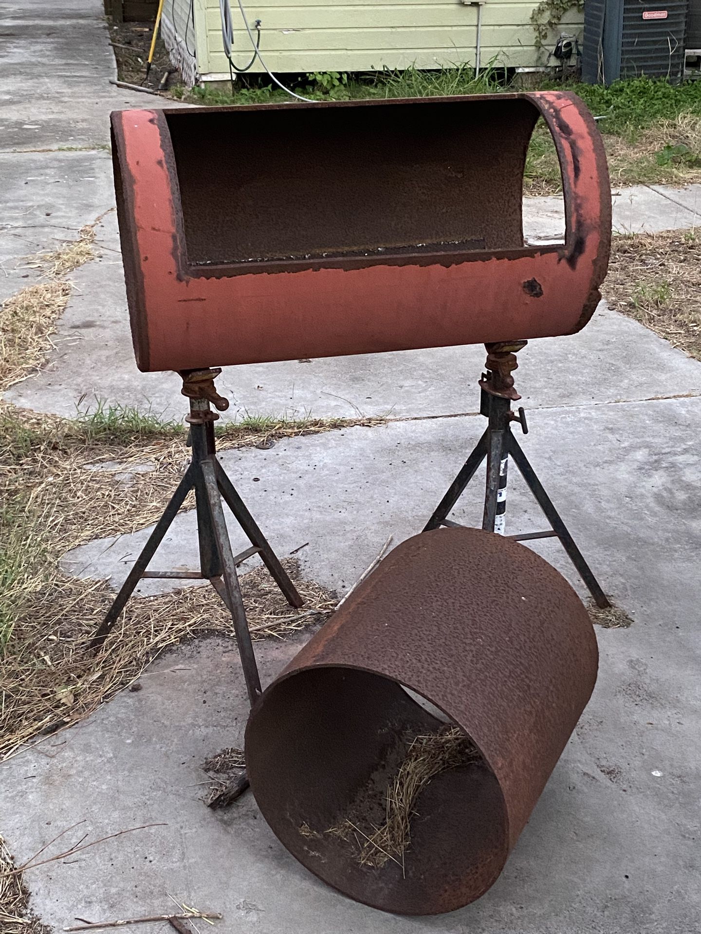 Bbq Pipes And Scrap Steel Drops