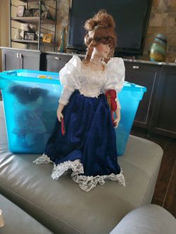 Herritage Signature 20 Inch Porcelain Doll