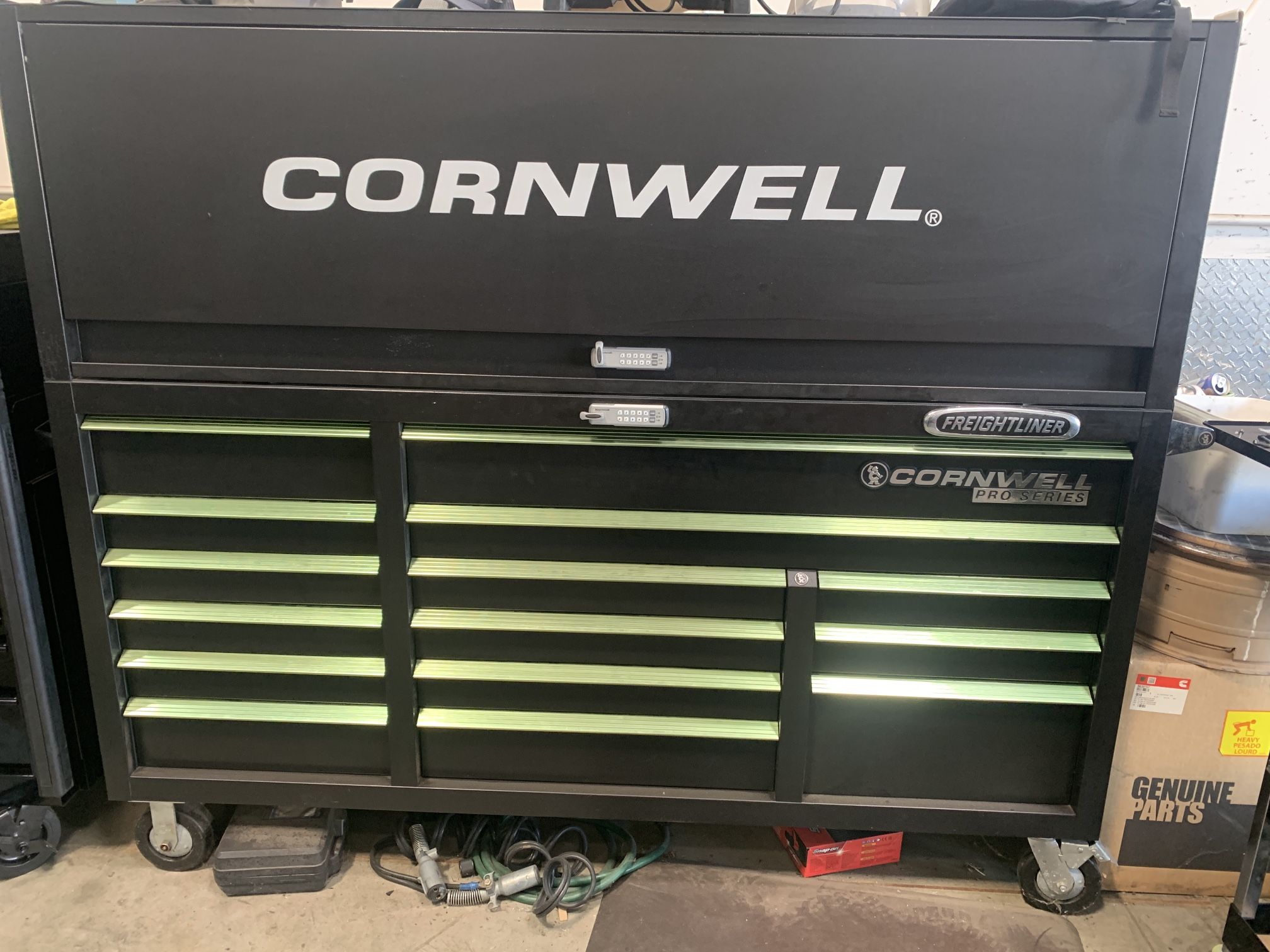 Cornwell Pro Series 76in Tool Box