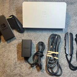 Nintendo Switch Dock & Charger Kit