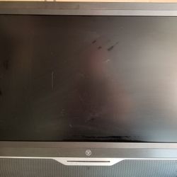 Westinghouse  32" TV and Wall Mount
