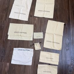 Dust bag Louis Vuitton