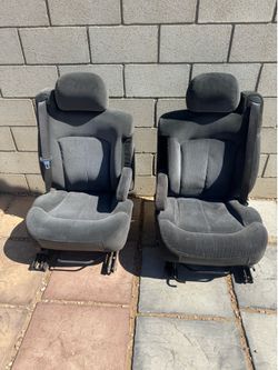 Bucket seats