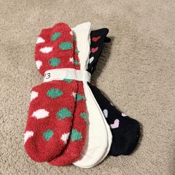 3 Pairs Of Socks 