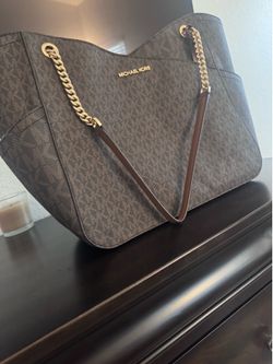 Brand new Michael Kors purse