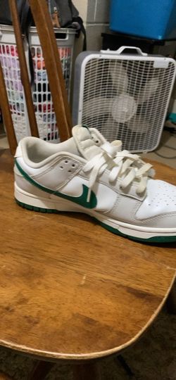 Nike dunks grade school Green/white