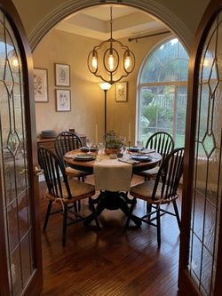 5-Piece Round Wood Dining Set with 4 Windsor Chairs