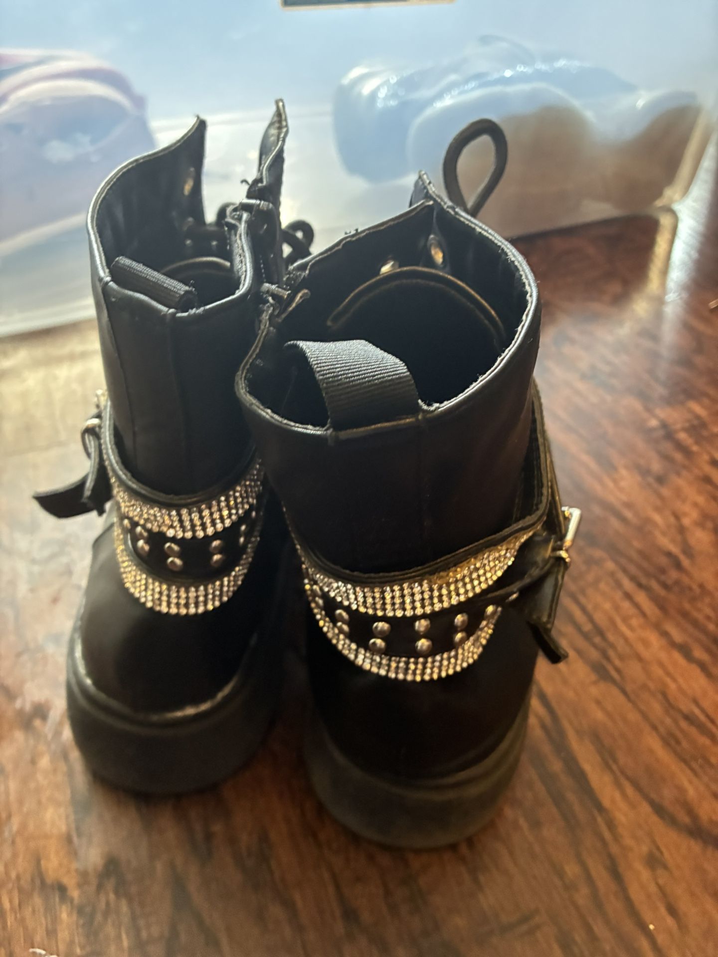 Women Boots