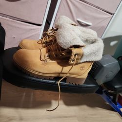 Womens Timberlands 