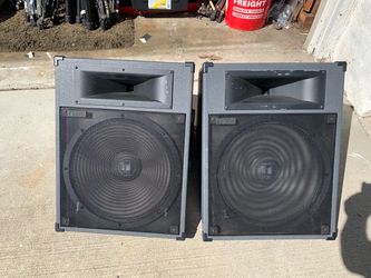 TOA 12” Wedge Monitor PA Speakers Pair Professional Quality Made in Japan