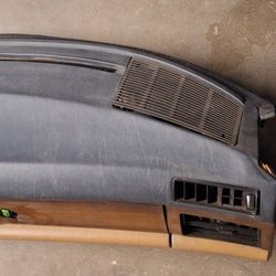 1982 MERCEDES 300SD TURBO DIESEL 